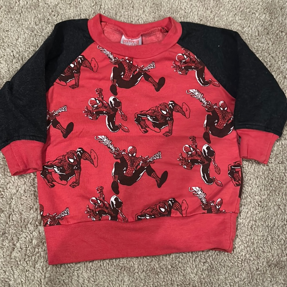 5/$20 Baby Boy Marvel Spiderman Sweater 12mo